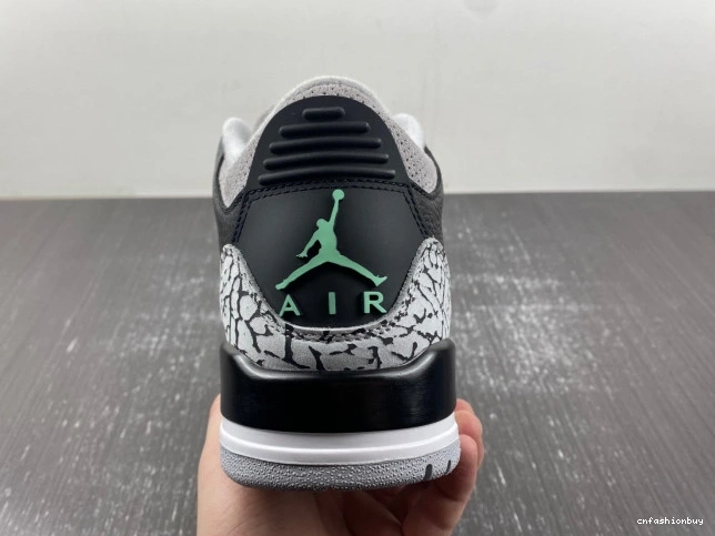 3 Air Jordan CT8532-031 Green Glow 1011